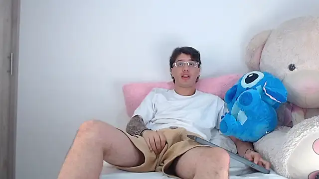 EXCLUSIVE8 online show from 05-20-26, 06:10
