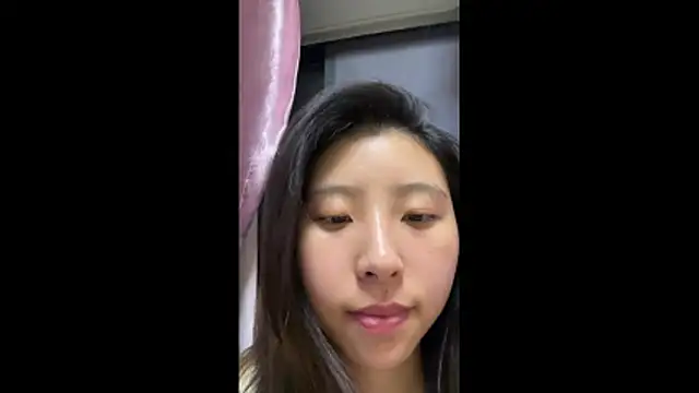 Snapshot of Y--F--LOVE chatting on 02-26-26, 04:40 Y--F--LOVE online show from 02-26-26, 04:40