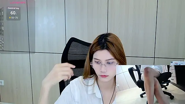 Snapshot of zhen-68 chatting on 04-22-26, 01:12 zhen-68 online show from 04-22-26, 01:12
