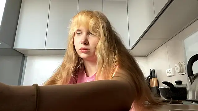 ShariLappas online show from 03-14-26, 01:17