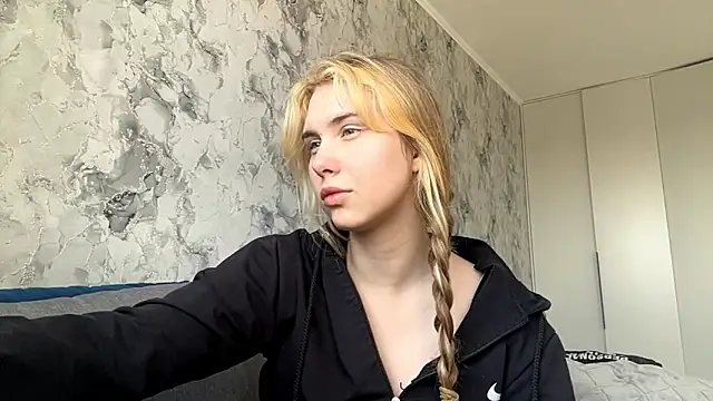 ShariLappas online show from 03-13-26, 01:05