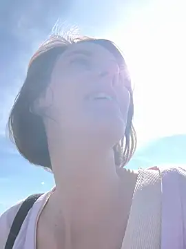 Kamorana online show from 04-05-26, 10:11