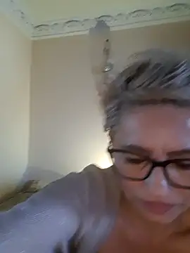Snapshot of LunaBlaise chatting on 05-26-26, 06:22 LunaBlaise online show from 05-26-26, 06:22
