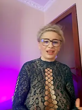 Snapshot of LunaBlaise chatting on 05-16-26, 10:36 LunaBlaise online show from 05-16-26, 10:36