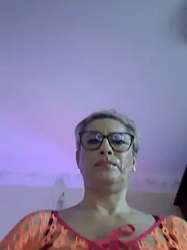 LunaBlaise online show from 04-14-26, 08:08