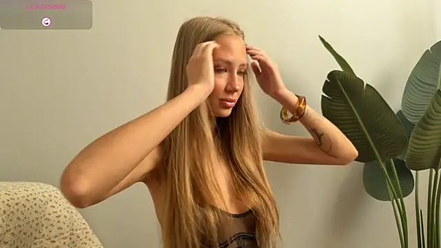 Betty-0 0 online show from 06-16-26, 02:33