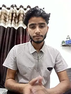 CoralN online show from 04-18-26, 03:20