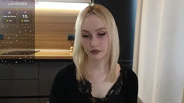 Bella Villen online show from 06-10-26, 11:44