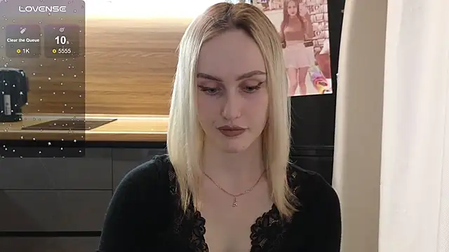 Bella Villen online show from 07-23-26, 09:39
