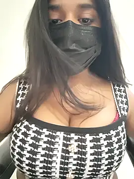 Snapshot of Kushi_12 chatting on 04-01-26, 06:05 Kushi 12 online show from 04-01-26, 06:05