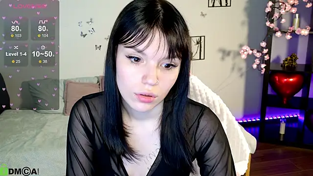 Snapshot of JanetCensley chatting on 05-25-26, 08:24 JanetCensley online show from 05-25-26, 08:24