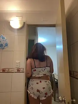 WHITEWOMEN 2 online show from 04-06-26, 12:28