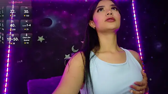 ValentinaRojass  online show from 04-15-26, 02:54