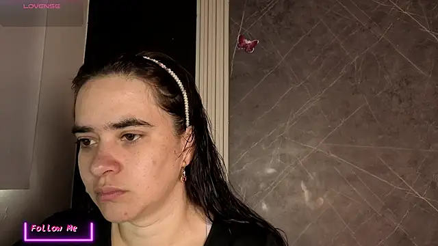 Snapshot of _VALERIAGOMEZ chatting on 06-19-26, 12:33 VALERIAGOMEZ online show from 06-19-26, 12:33