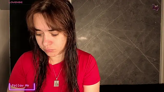 Snapshot of _VALERIAGOMEZ chatting on 06-25-26, 12:32 VALERIAGOMEZ online show from 06-25-26, 12:32
