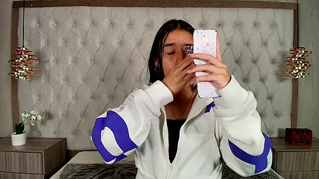 LilyRossi  online show from 05-22-26, 01:53