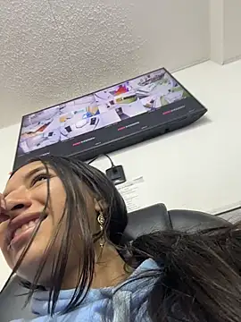 LilyRossi  online show from 07-23-26, 12:57
