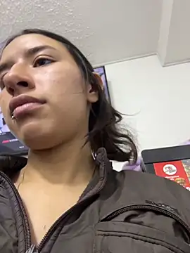 LilyRossi  online show from 06-06-26, 01:16