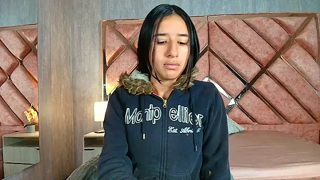 LilyRossi  online show from 04-27-26, 12:14