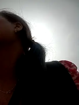 Snapshot of Mizu-hotshow chatting on 03-01-26, 03:17 Mizu-hotshow online show from 03-01-26, 03:17