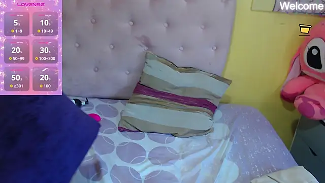 Sophiiee Gray online show from 06-10-26, 02:40