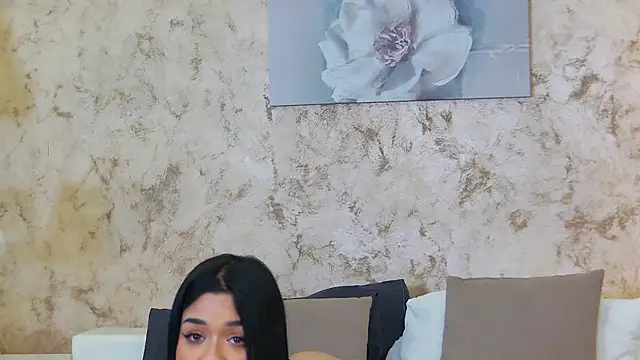 MissNaomiBelle online show from 04-30-26, 08:57