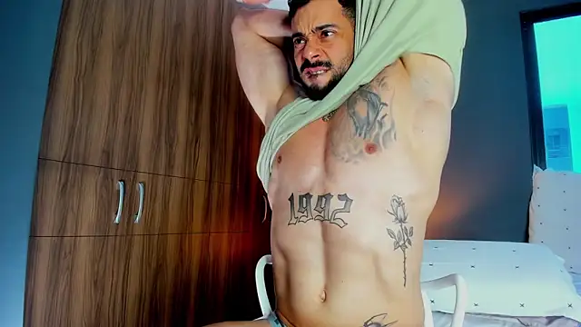 massimo visconti online show from 04-10-26, 04:25