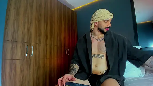 massimo visconti online show from 03-11-26, 02:38