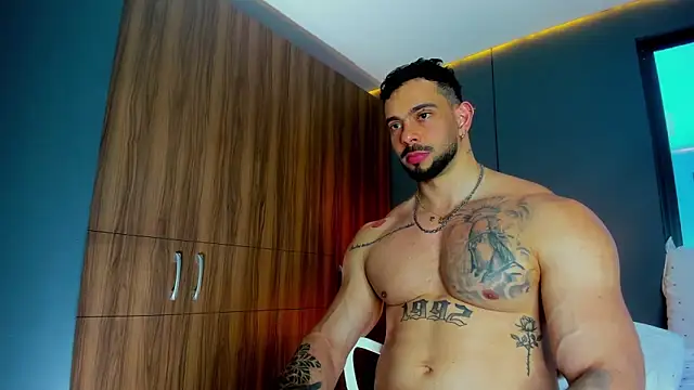 massimo visconti online show from 04-12-26, 05:38