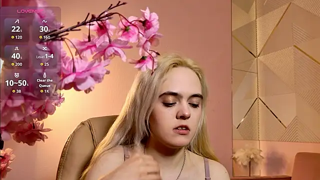 Bambi Bloom online show from 03-10-26, 08:07