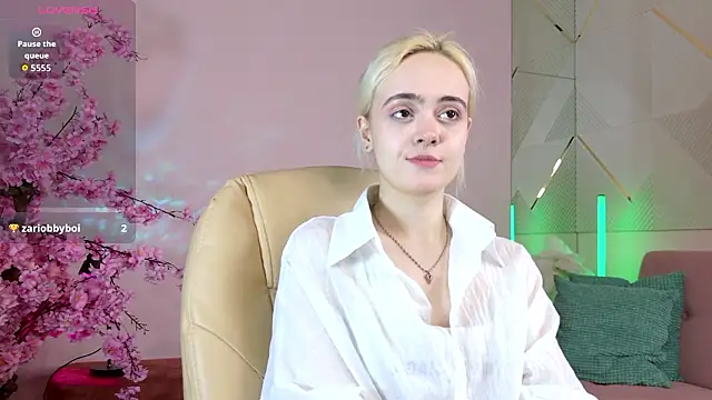 Bambi Bloom online show from 03-27-26, 05:27