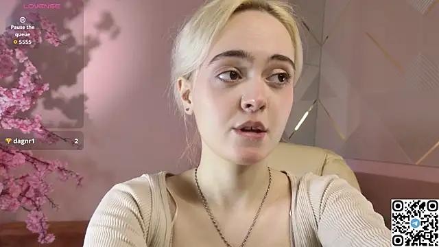 Bambi Bloom online show from 04-02-26, 05:14