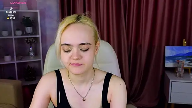 Bambi Bloom online show from 03-21-26, 05:19