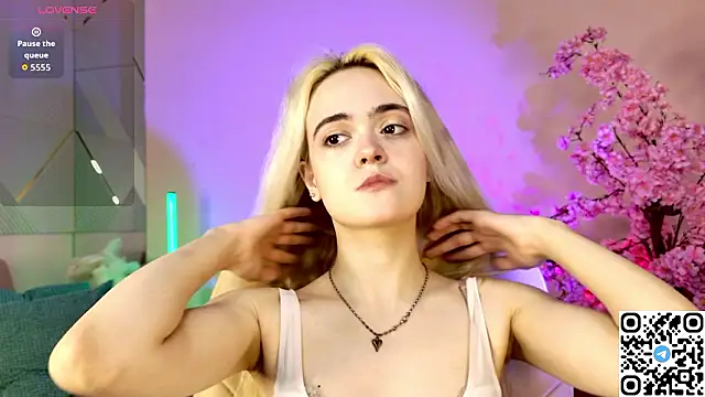 Bambi Bloom online show from 03-30-26, 06:04