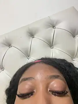 Genesisraydenx online show from 07-19-26, 11:45