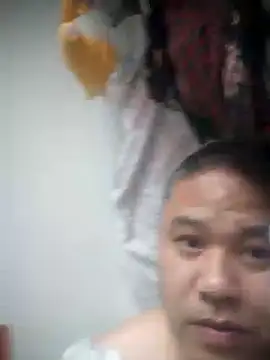 wanggang880903 online show from 04-09-26, 06:19