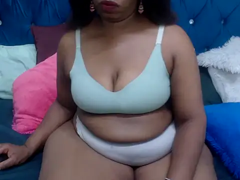 Snapshot of SexyNontyXX chatting on 07-21-26, 01:23 SexyNontyXX online show from 07-21-26, 01:23