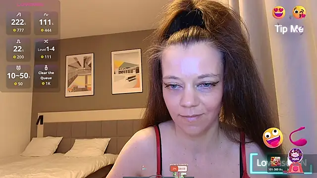 Snapshot of Yana-XX chatting on 06-15-26, 05:45 Yana-XX online show from 06-15-26, 05:45