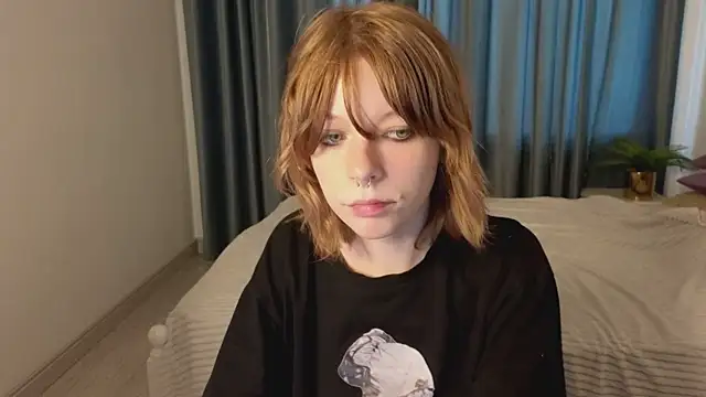 MollySally online show from 07-10-26, 04:12