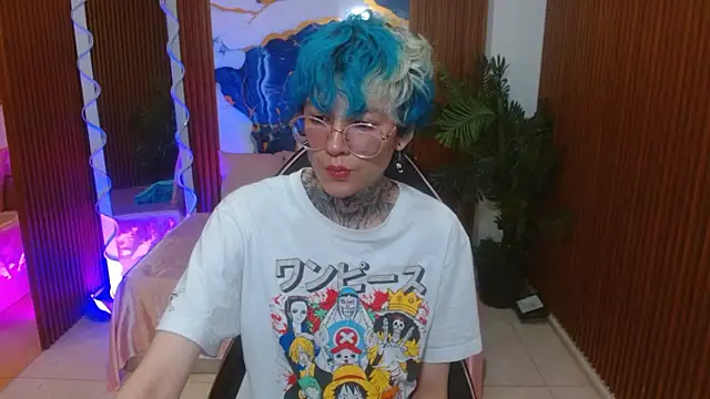 Lyra tay online show from 03-18-26, 02:52