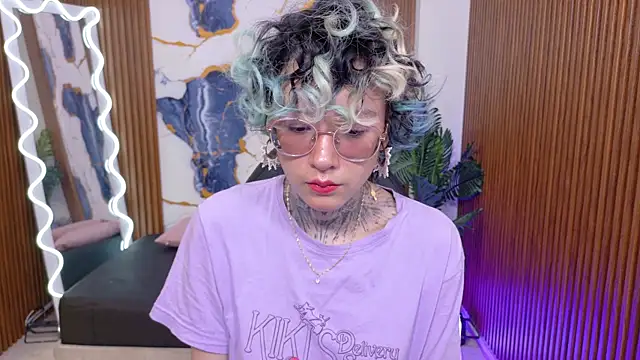 Lyra tay online show from 07-27-26, 07:10