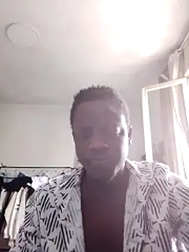 Snapshot of Il_mercenario96 chatting on 06-13-26, 06:33 Il mercenario96 online show from 06-13-26, 06:33