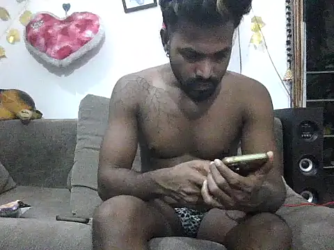 Hunkytop online show from 05-10-26, 01:25