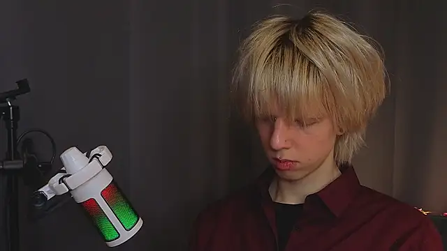 Snapshot of Mark_Shoyer2 chatting on 03-01-26, 09:37 Mark Shoyer2 online show from 03-01-26, 09:37