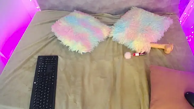 nara kitty online show from 04-11-26, 11:30