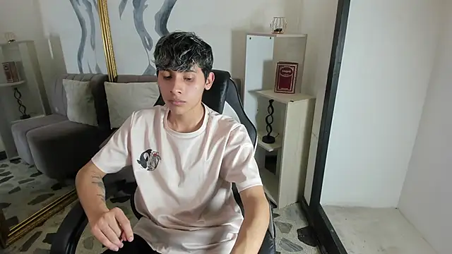 Snapshot of DeilanWolf chatting on 03-01-26, 05:40 DeilanWolf online show from 03-01-26, 05:40