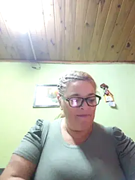 Snapshot of momismilf544 chatting on 04-22-26, 02:07 momismilf544 online show from 04-22-26, 02:07