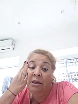 Snapshot of momismilf544 chatting on 05-06-26, 07:51 momismilf544 online show from 05-06-26, 07:51