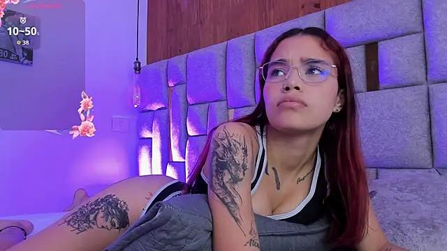 camilaa smith  online show from 04-13-26, 08:02