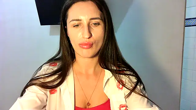 Snapshot of EveLuxe01 chatting on 02-28-26, 12:32 EveLuxe01 online show from 02-28-26, 12:32